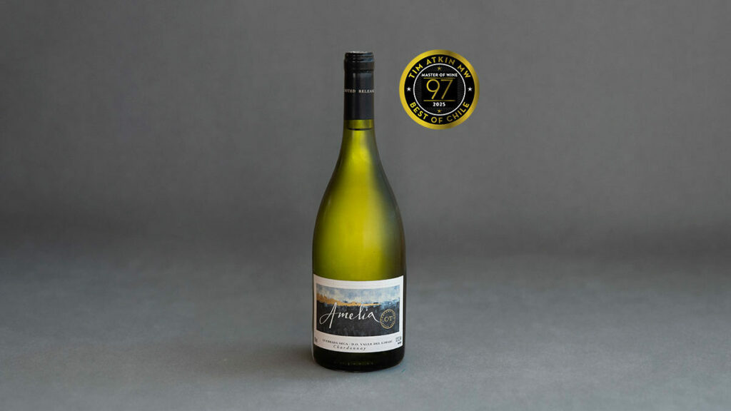 Amelia Chardonnay a pontuação de 97 pontos