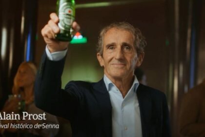 Alain Prost Brinda Ayrton Senna em campanha da Heineken