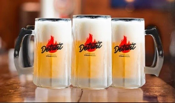 Detroit American Steakhouse tem promoções e eventos especiais em março