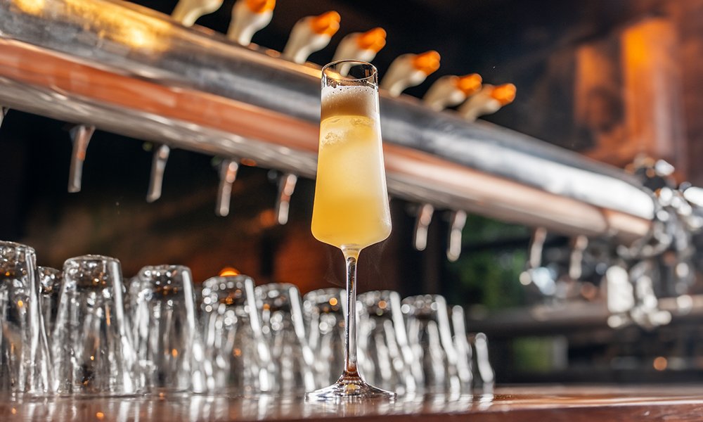 Beer Island Tap House lança carta de drinks assinada por Laércio Zulu