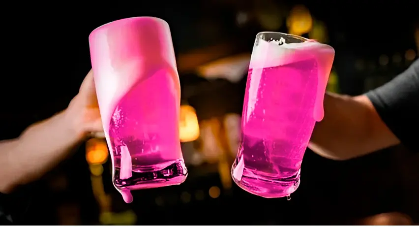 Chope rosa? Bar de Curitiba celebra o Mês da Mulher com estilo