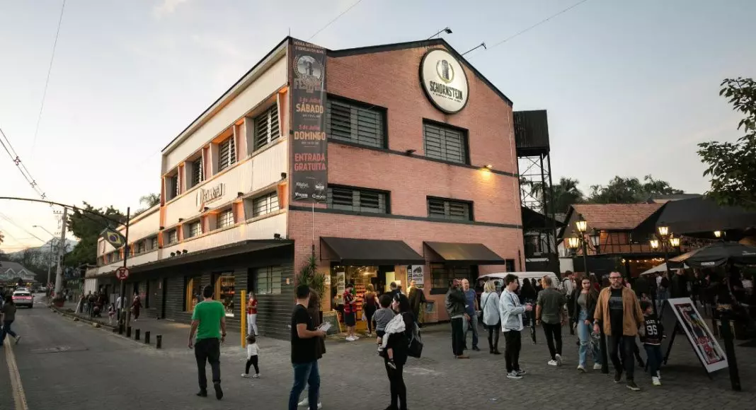 Schornstein Festival 2025 celebra cerveja e música em SC