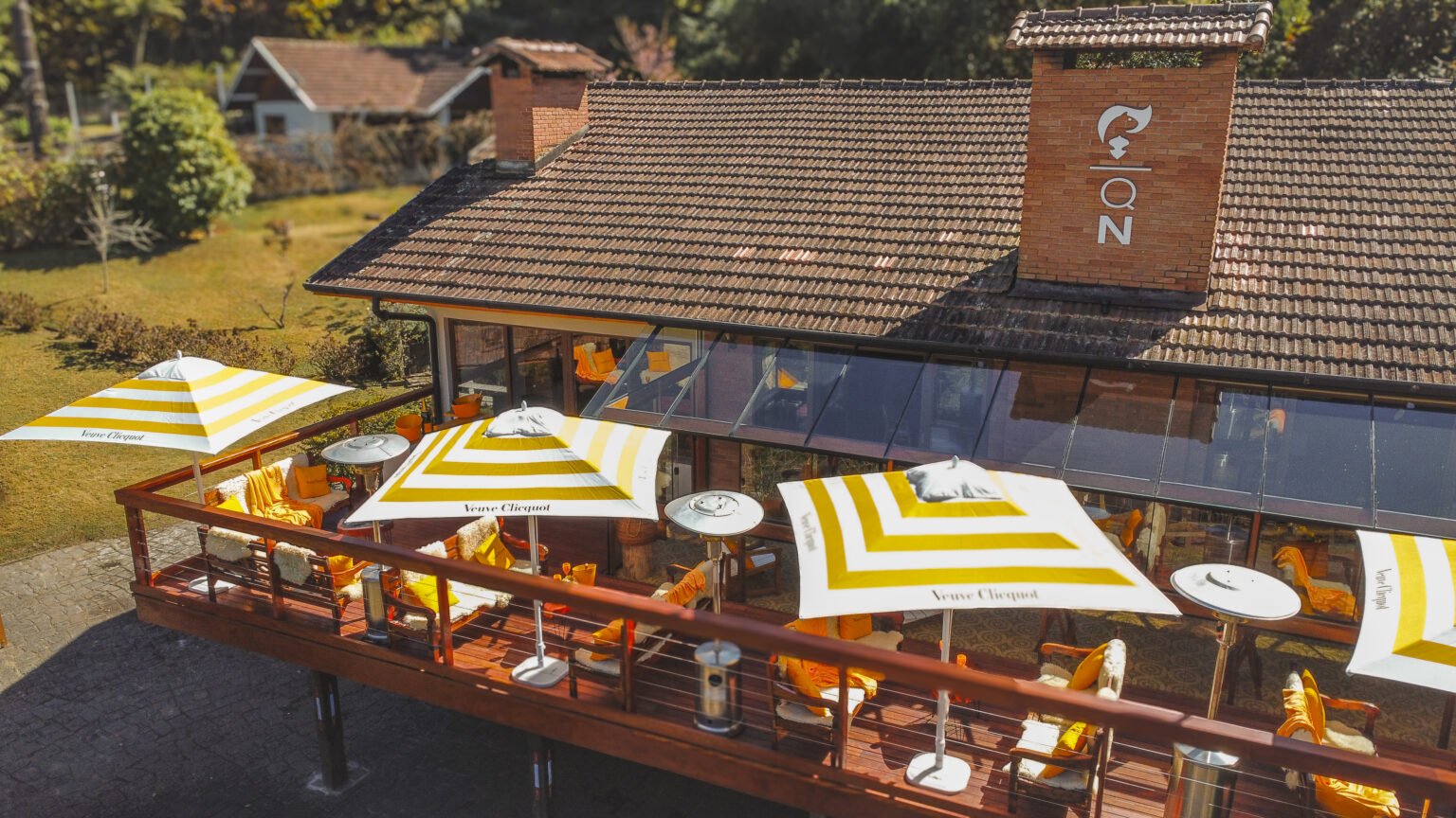 Veuve Clicquot inaugura Terraço de Inverno em Campos do Jordão