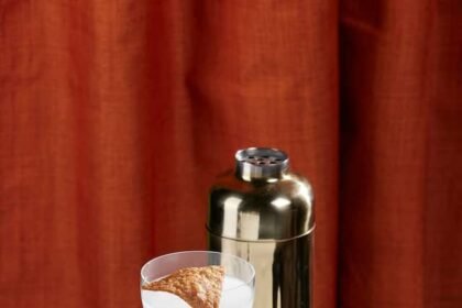 Piña colada nasceu no Hilton e segue firme no cardápio