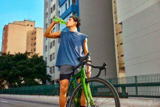 Marca apresenta edição limitada com acidez marcante e reforça a importância da pausa no esporte