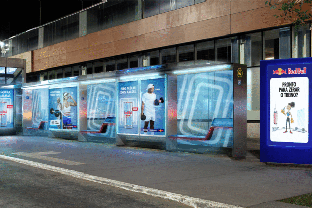 Red Bull Zero promove desafio na Av. Paulista: faça 10 agachamentos e ganhe uma lata grátis. Ação também acontece no TikTok com prêmios exclusivos.