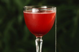 Mocktail Movement: Na imagem, a bebida "Mystic" disponível no 300 Sky Bar