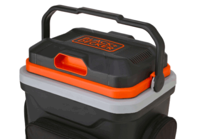 Marca aposta em produtos como mini geladeira portátil e lavadora de alta pressão para tornar a rotina dos pais mais prática e moderna