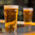 Hilton Beer Fest celebra o mês da cerveja com double chopp Brahma e Stella Artois no Canvas Bar, todos os dias, das 17h às 19h.