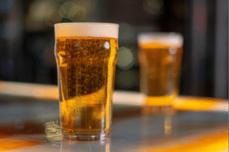 Hilton Beer Fest celebra o mês da cerveja com double chopp Brahma e Stella Artois no Canvas Bar, todos os dias, das 17h às 19h.