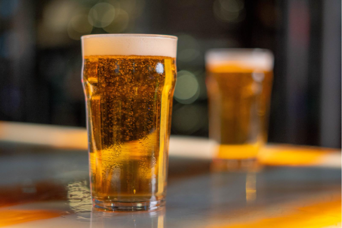 Hilton Beer Fest celebra o mês da cerveja com double chopp Brahma e Stella Artois no Canvas Bar, todos os dias, das 17h às 19h.