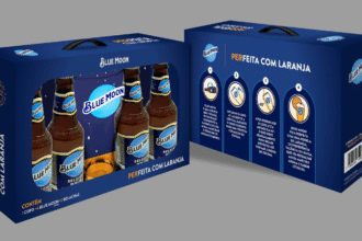 Blue Moon lança gift pack com quatro long necks, copo exclusivo e porta-copos, permitindo recriar em casa o ritual “Perfeita com Laranja”.