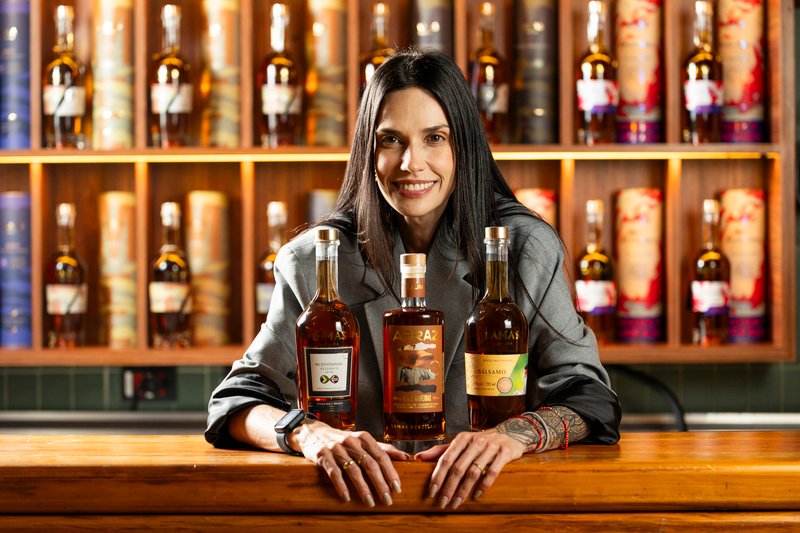 Lamas Destilaria ganha ouro com Amburana Single Malt e Red Cave no Brasil Selection 2025 e reforça o destaque do whisky brasileiro.