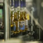 Ambev inaugura nova linha de produção em Lages, ampliando capacidade de cervejas premium e reforçando o papel estratégico de Santa Catarina.
