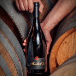 Matetic apresenta no Brasil seu Syrah ícone 2021, vinho biodinâmico e orgânico de produção limitada, com 97 pontos Descorchados.