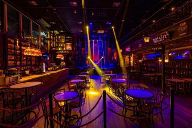 Conheça restaurantes que vão além da gastronomia, unindo boa comida, diversão e experiências imersivas em São Paulo e outras cidades.