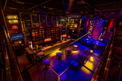 Bar Charles Edward realiza Disco Night no dia 30 de janeiro, com tributos a Michael Jackson, James Brown e Earth, Wind & Fire, além de drinks clássicos.