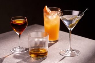 Bares e restaurantes de São Paulo apostam em mocktails durante o Dry January, reforçando a tendência do consumo consciente.