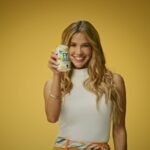 Refrigerante FYS estreia no BBB 26 com campanha bem-humorada estrelada por Kerline e assume não ser nº1, mas provoca o público a experimentar.