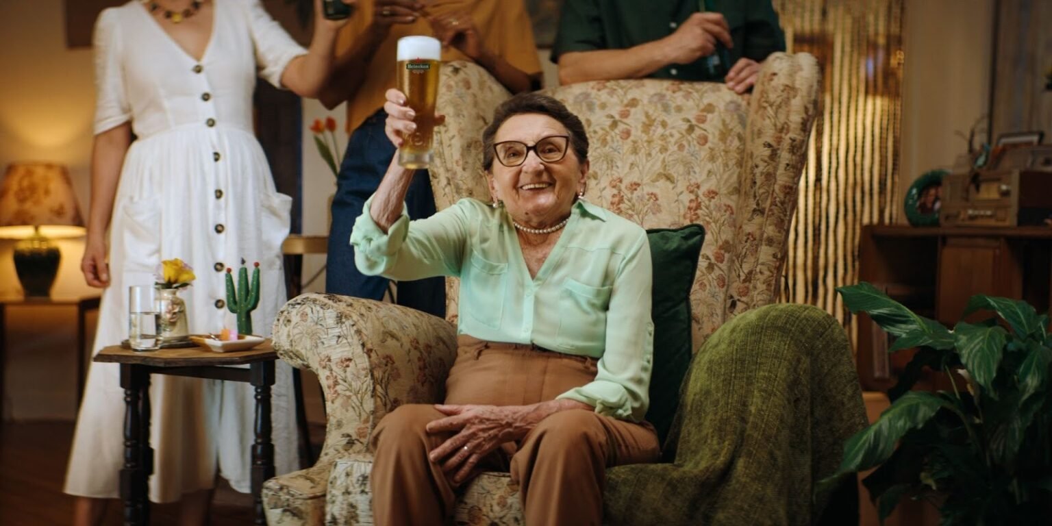 Heineken® recria o brinde icônico de O Agente Secreto com Tânia Maria e celebra a força do cinema brasileiro nas premiações internacionais.